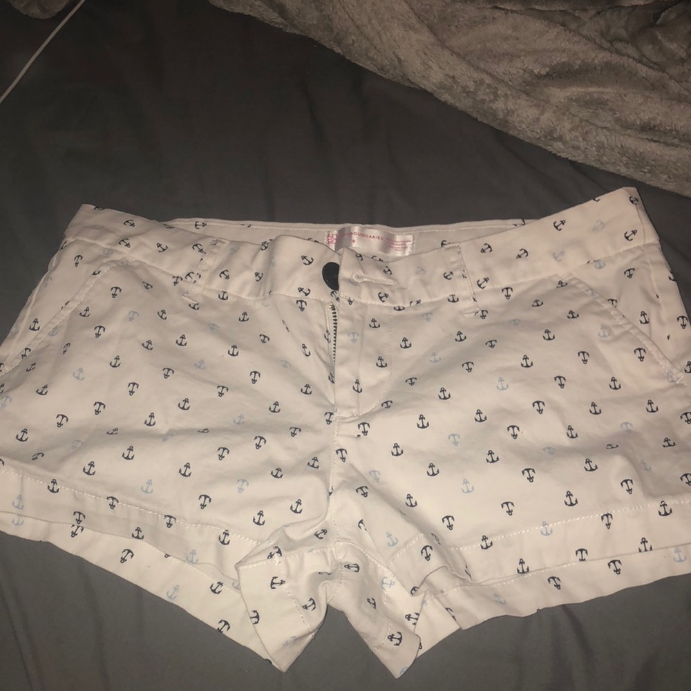 Anchor shorts